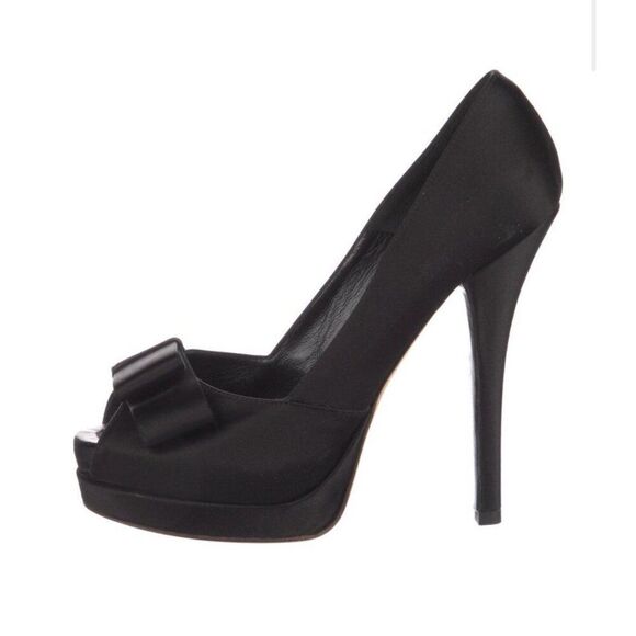 Fendi Authentic Solid Black Satin Bow Peep Toe High Heel Pumps 9.5 $630 - Picture 1 of 9